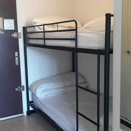 Charming Apt Close To The Beach Of 아파트 아그